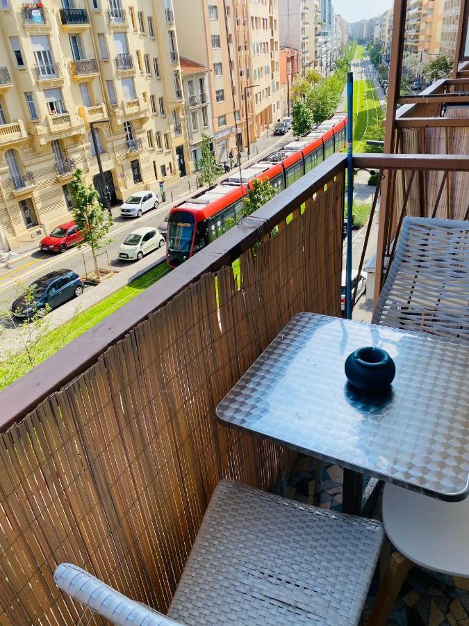Magnifique Appartement 60M2 ,3 Pieces , Equipee,Tres Lumineux, 2 Minutes A Pied De La Plage Nice Exterior photo