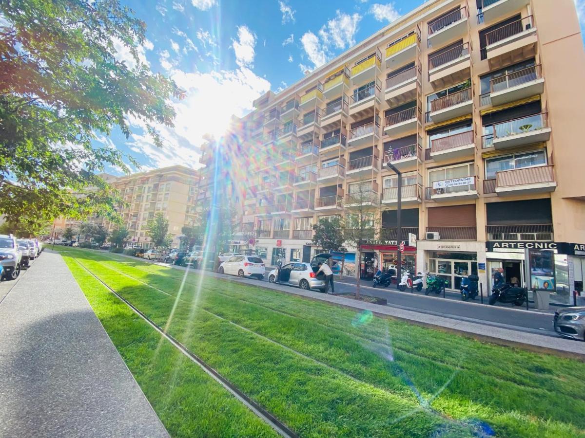 Magnifique Appartement 60M2 ,3 Pieces , Equipee,Tres Lumineux, 2 Minutes A Pied De La Plage Nice Exterior photo